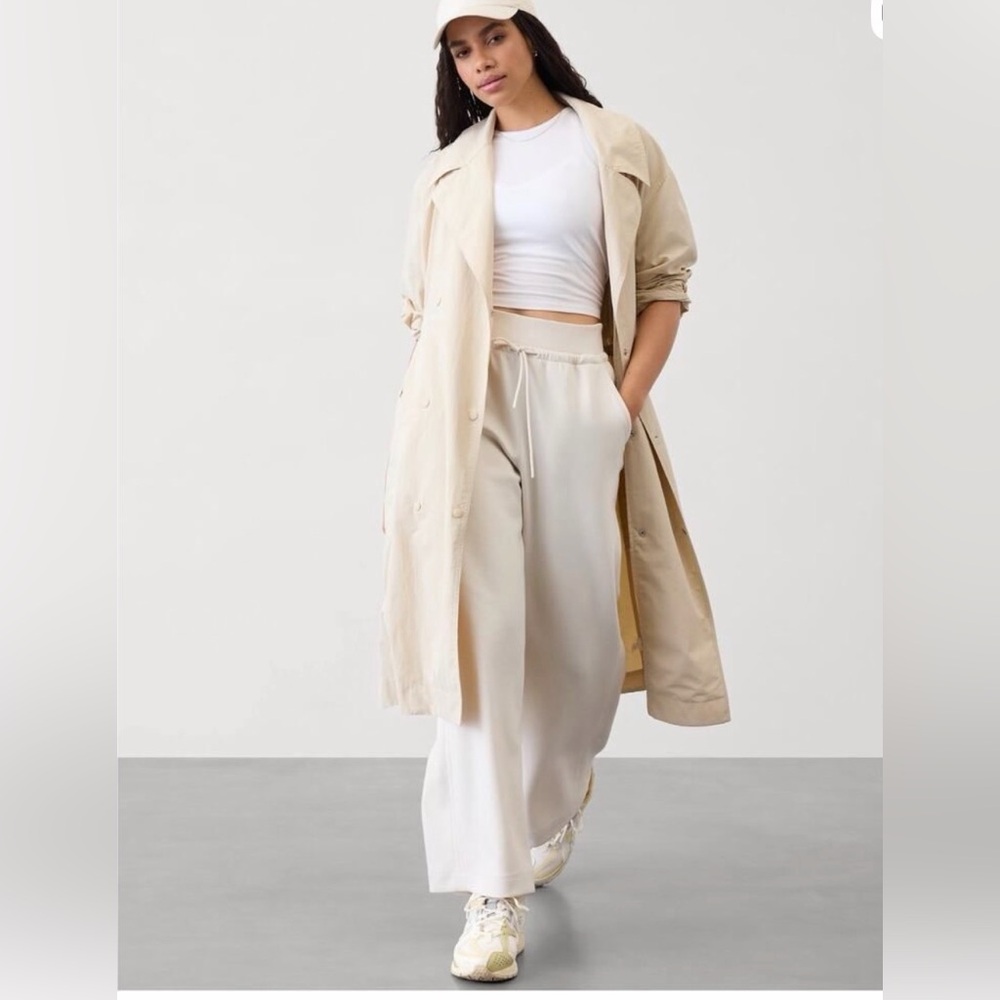 ⭐️NWT Athleta Luna Trench Coat⭐️